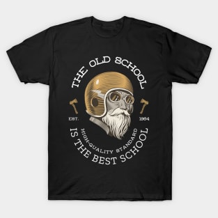 The Old School is The Best School Classic Bearded Biker Gift For Biker T-Shirt